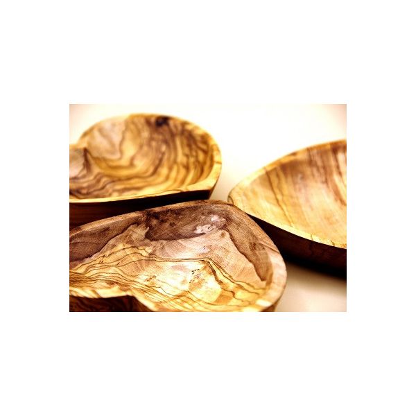 cœur en bois d’olivier